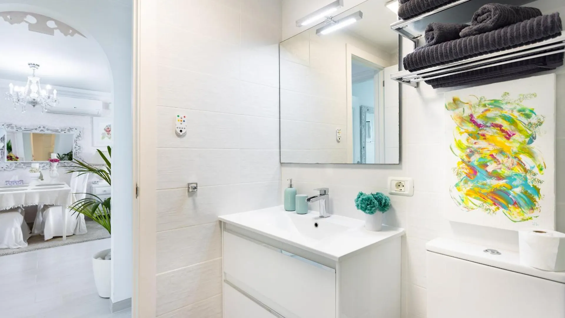 Eden Rentals Sunset Seaviews Residence 阿德耶 0*,